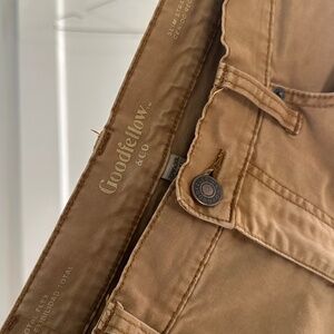 GoodFellow & Co. Mens lightweight Khaki Pants